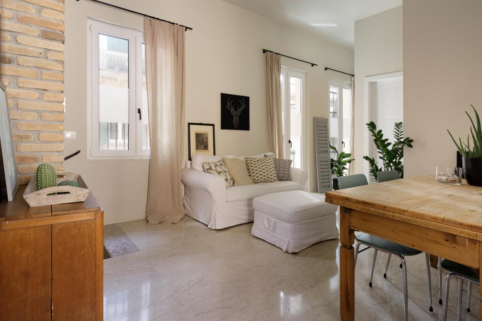 Noflik Apartment เวโรนา ภายนอก รูปภาพ