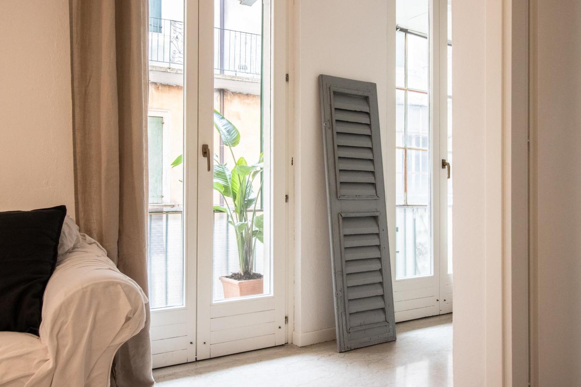 Noflik Apartment เวโรนา ภายนอก รูปภาพ